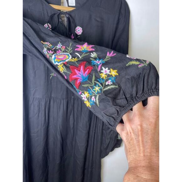 Old Navy Dark Floral Embroidered Midi Dress Sz S Baloon Sleeve Fairy Whimsical - Picture 5 of 15
